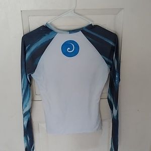 Koru rash guard